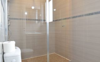 Casa cuplata cu 6 camere si curte in cartierul Intre lacuri. - Poză 9