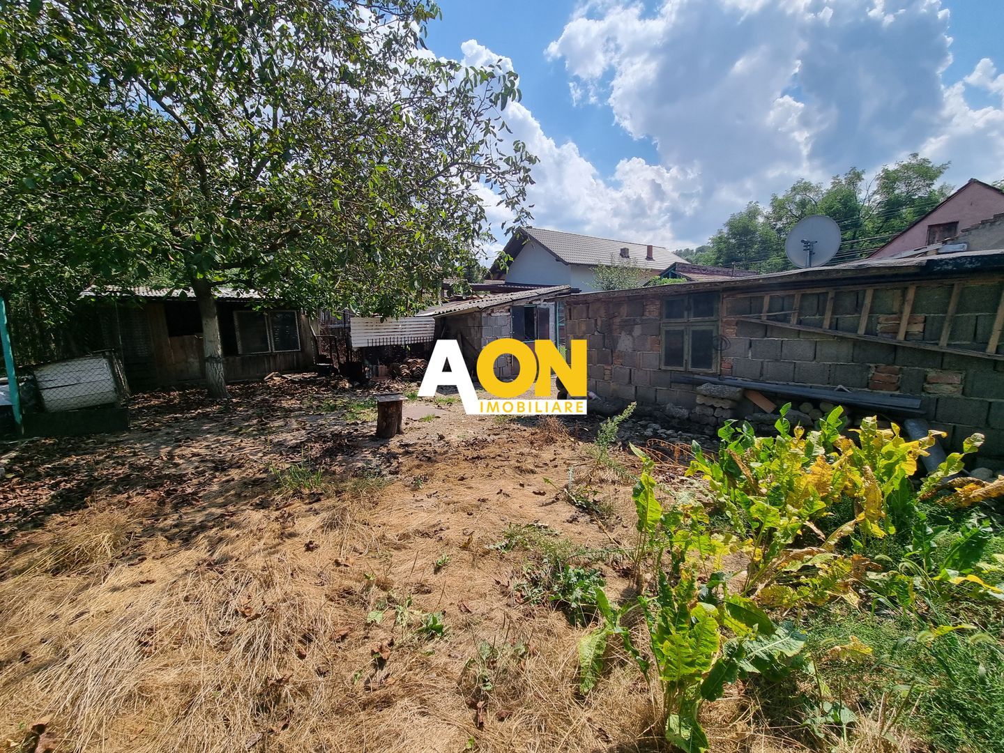 De vanzare casa 4 camere, 2150mp teren, Oarda de Sus - Poză 16