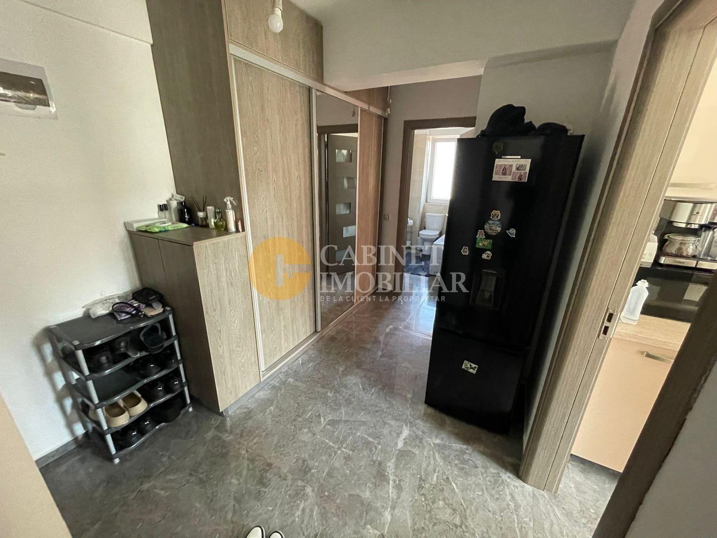 Visan 2 camere decomandat - etaj 1/4 - mobilat - loc parcare - INTABULAT - Poză 4