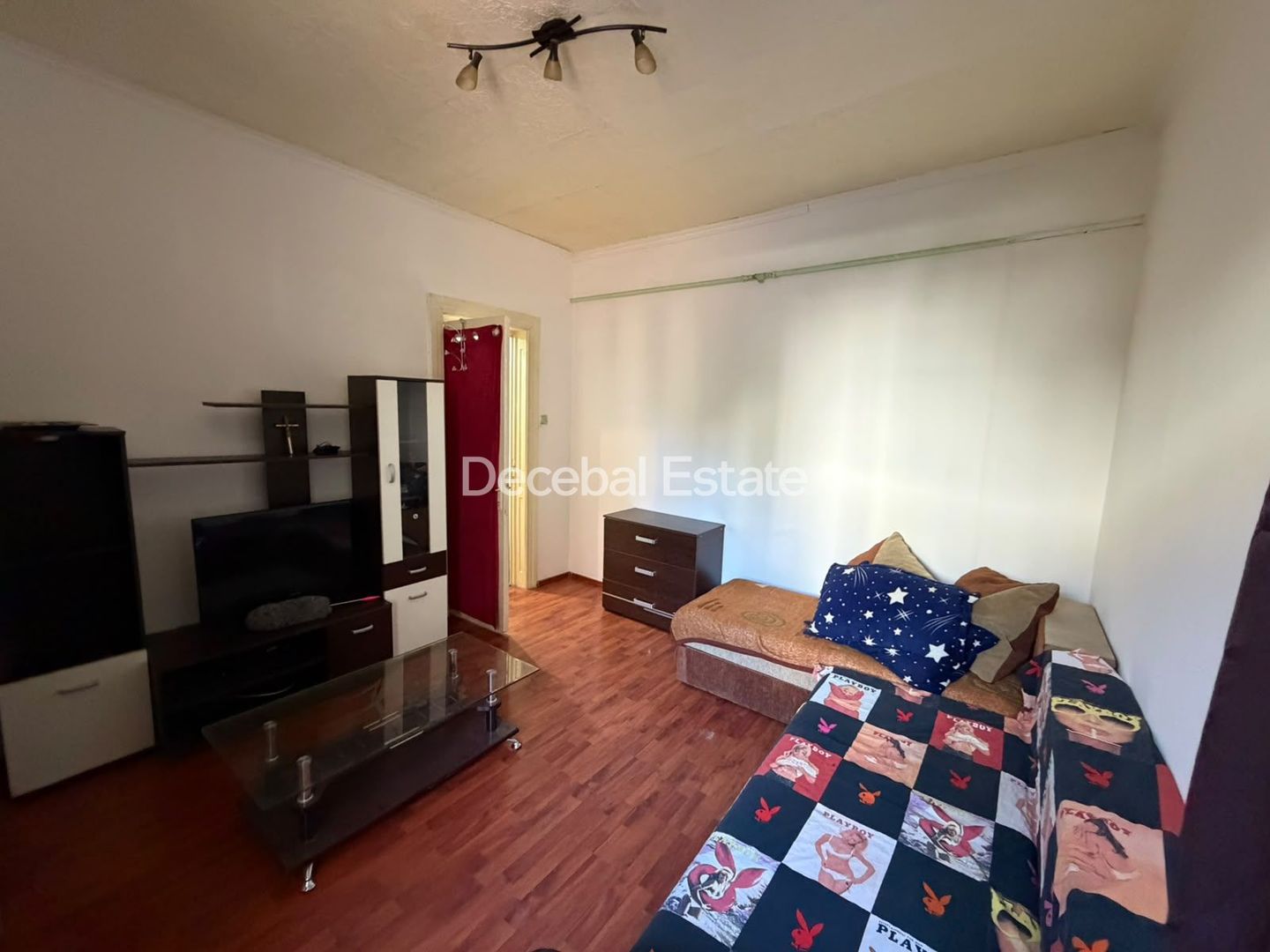 Garsonieră Zona Centrală - Popa Nan Acces la curte și centrală proprie - Poză 1