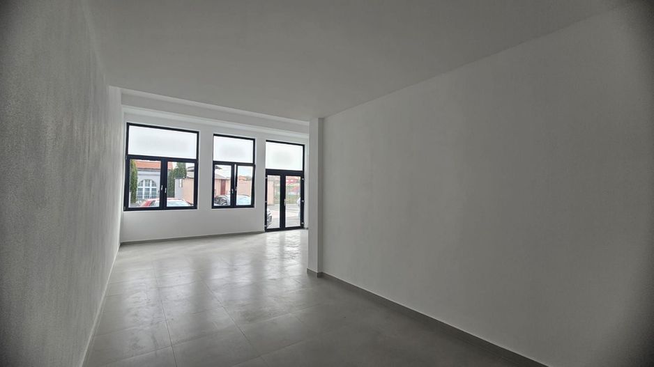 Spații comerciale de închiriat în Cisnădie | 55 mp și 175 mp - Poză 3