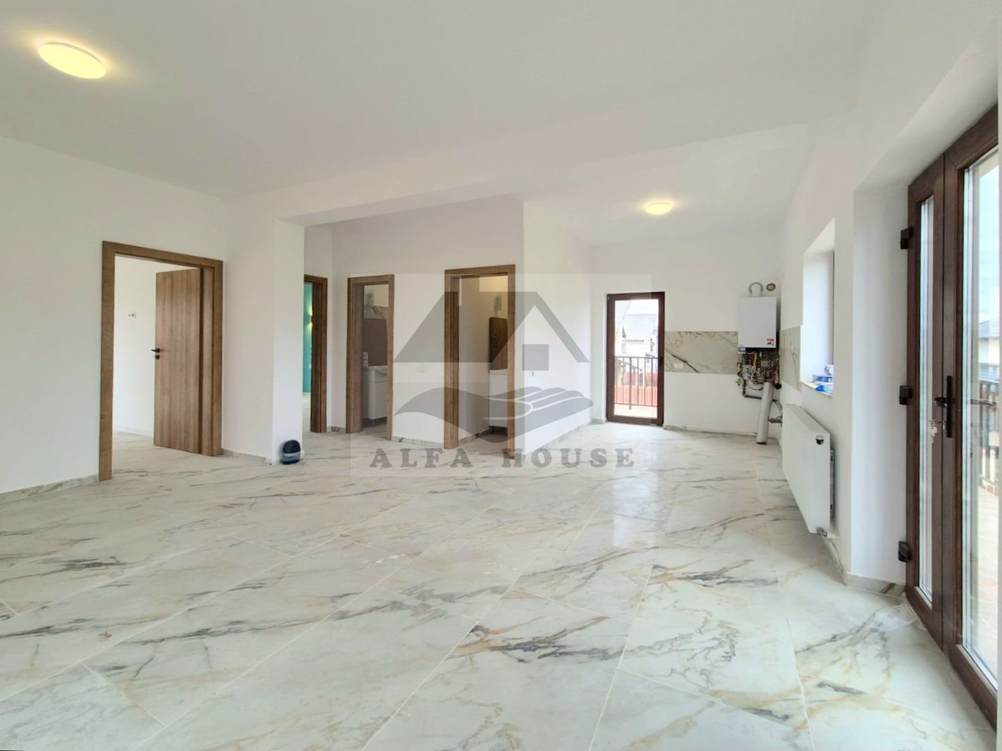 Casa individuala, 213 mp - 2 Aparatmente separate, Brasov - Sanpetru - Poză 11