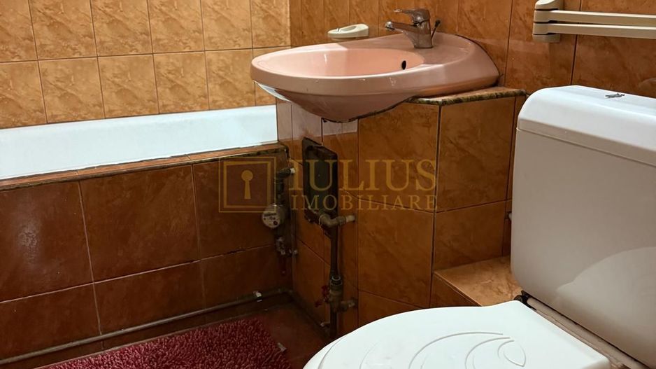 3 camere,  zona Lunei-Complexul Studentesc, la 3 minute de facultatea FEAA - Poză 9