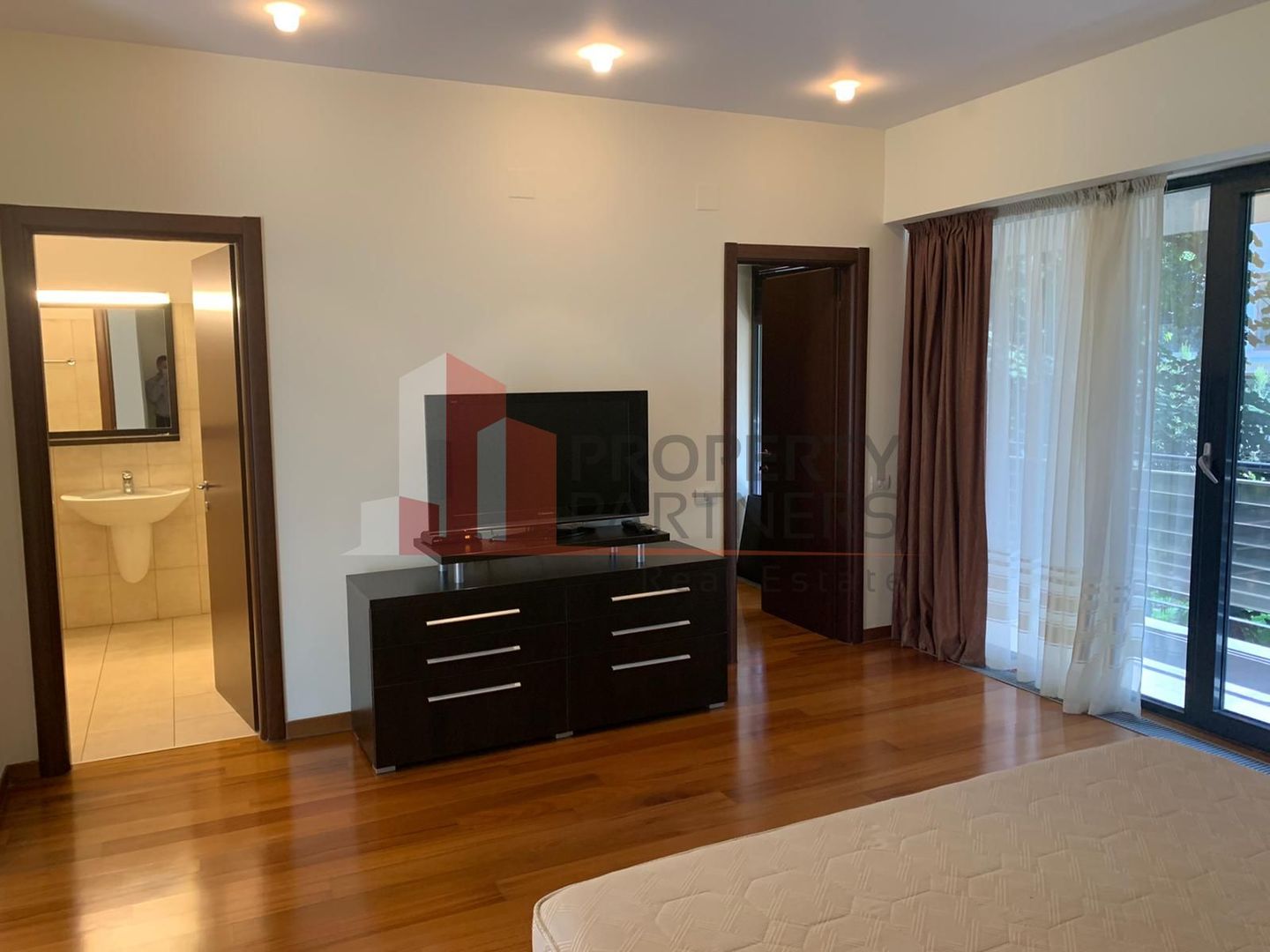 Apartament  in zona Primaverii - Bld. Mircea Eliade - Poză 14