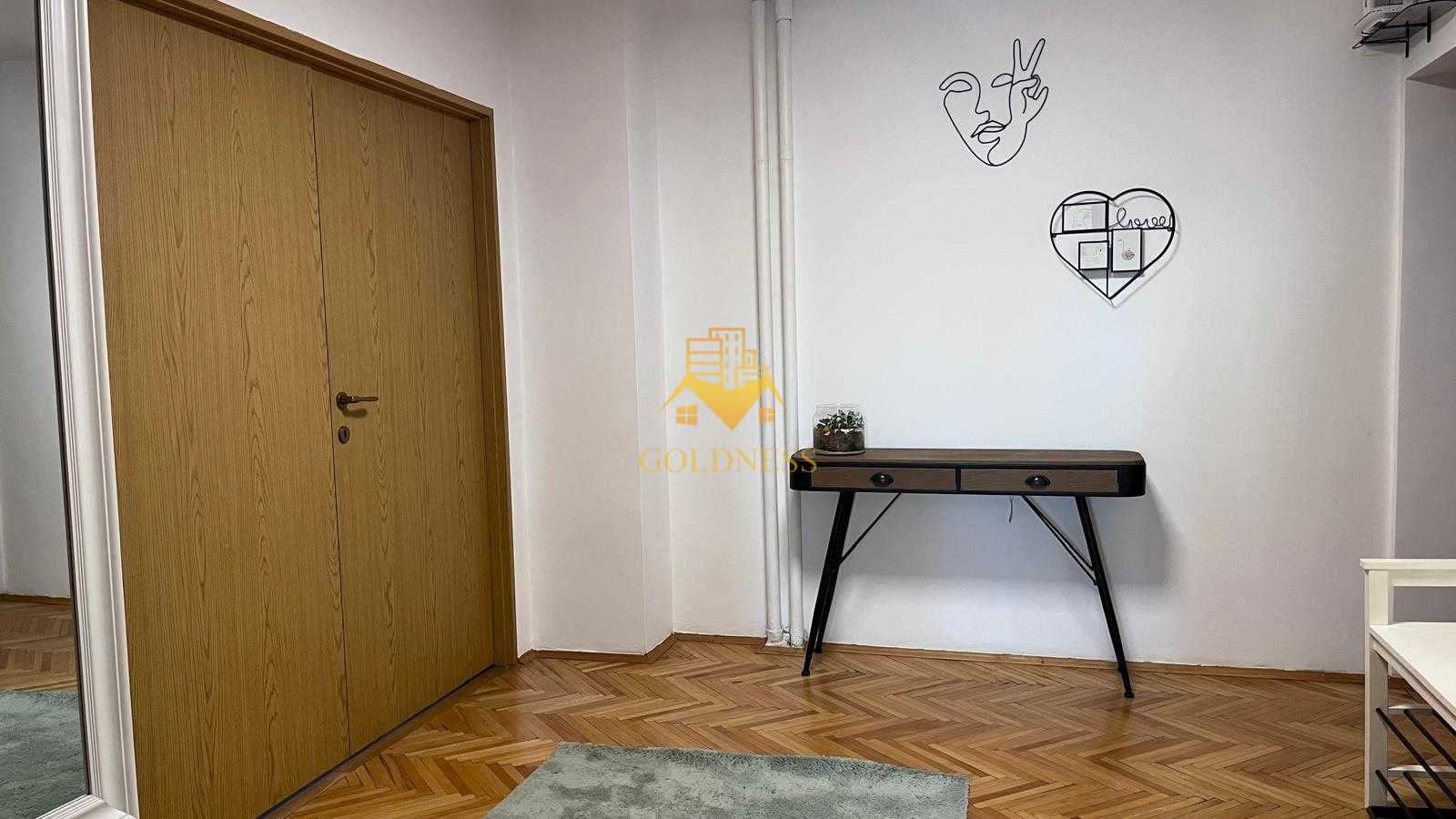 3 camere decomandate, Central, Cipariu, Parcare, Titulescu, Brâncuși - Poză 4