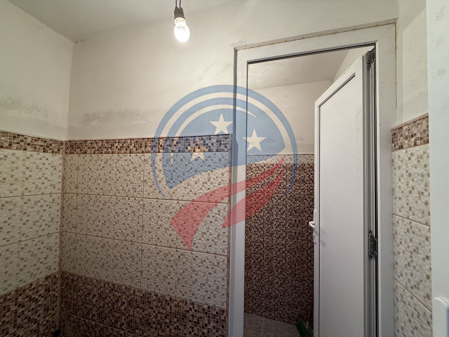 Spatiu comercial de inchiriat/Livezi/Dolj - Poză 10