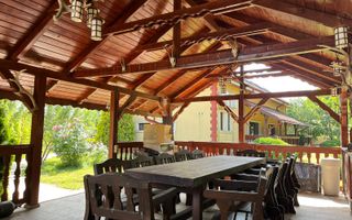 Vilă de lux mobilata/utilata cu terasa+foisor, garaj,gradina si livada - Poză 12