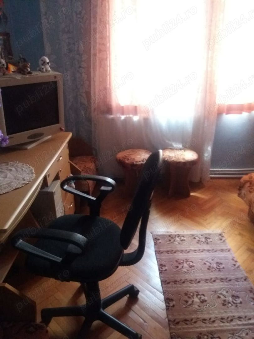 Apartament 4 camere de vanzare - Poză 6