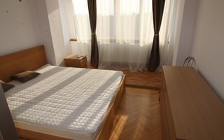 2 camere, Circumvalatiunii, ideal pentru cuplu, 1 persoana, centrala proprie - Poză 10
