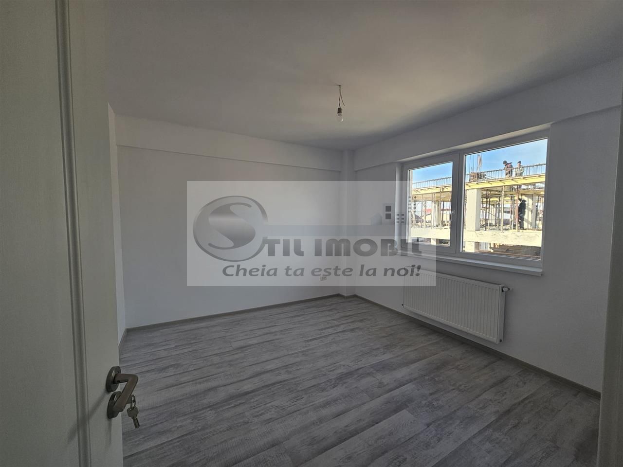 Apartament 3 camere - intabulat- mutare imediata - Poză 1