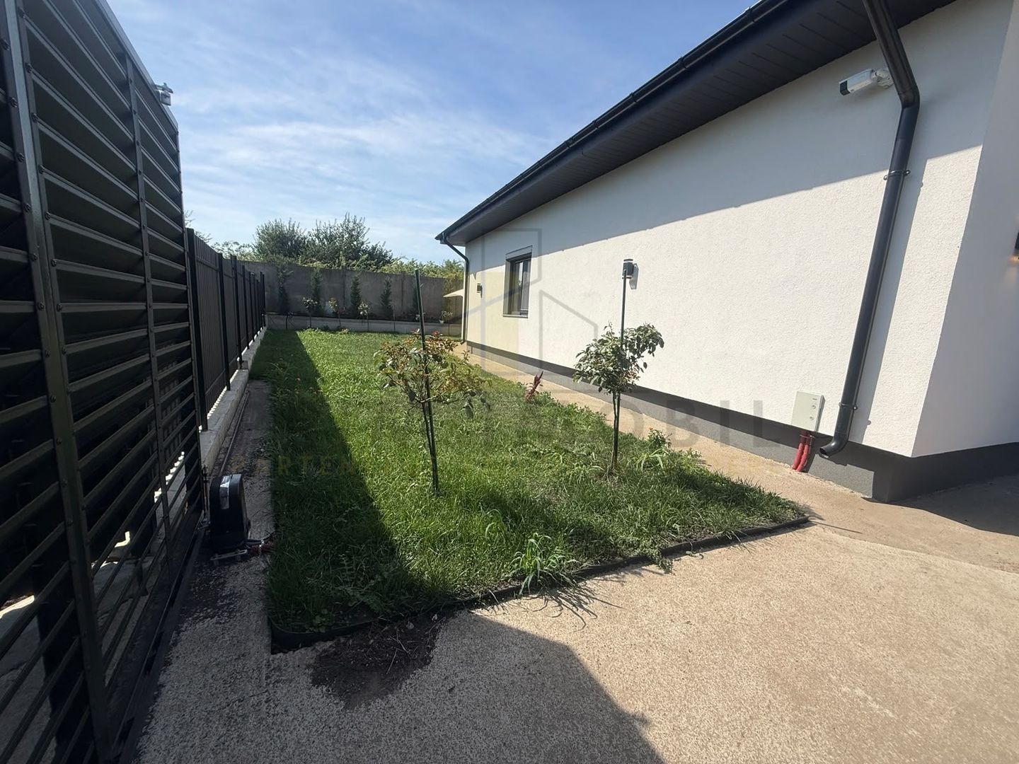 Casa 4 camere, 102 mp, teren 500 mp, fotovoltaice, Holboca - Poză 2