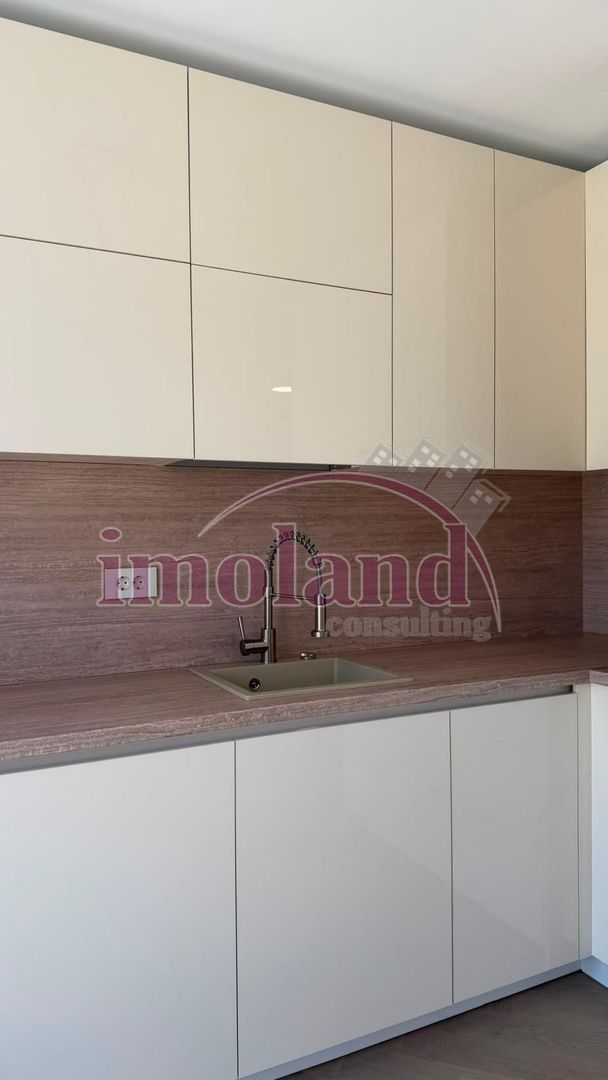 Marina Snagov - Vanzare - Vila NOUA - 5 camere - ponton la Lacul Snagov - Poză 10