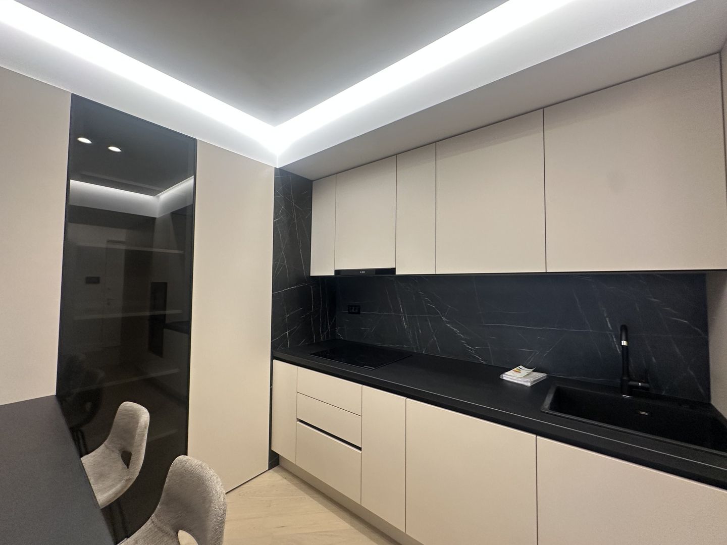 INCHIRIERE 3 CAMERE CORTINA 126 IANCU NICOLAE - Poză 5