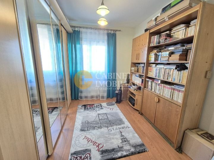 Apartament 4 camere – Rond Vechi, 97 mp, luminos și spațios - Poză 3