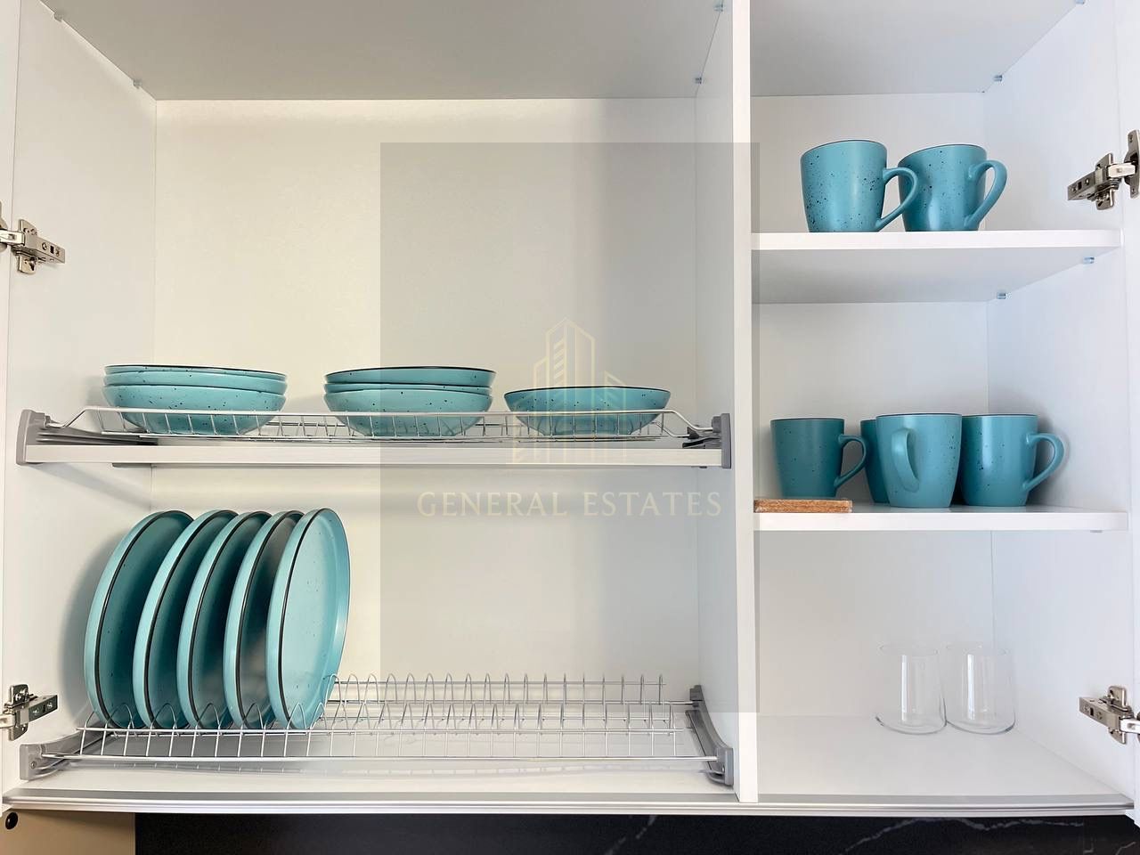 Casă cu design modern & suflet autentic – 200 m² de confort și rafinam - Poză 13