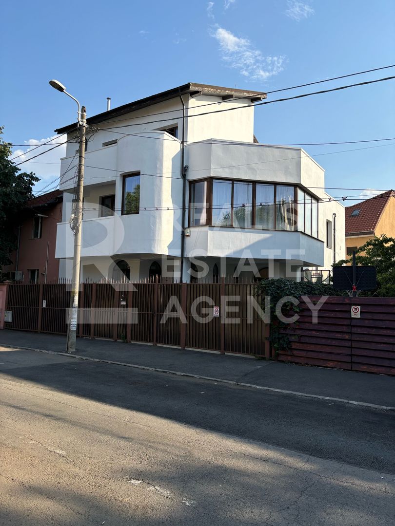 Vânzare clădire cu suprafața de 504 mp utili - Poză 1