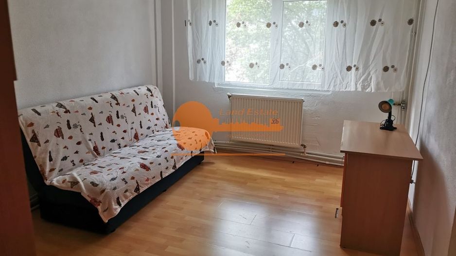 Garsonieră  decomandată cu centrala proprie – la 5 minute de metrou - Poză 2