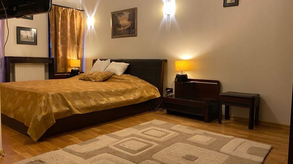 Vila 8 camere | padurea Baneasa | teren 383 mp - Poză 6