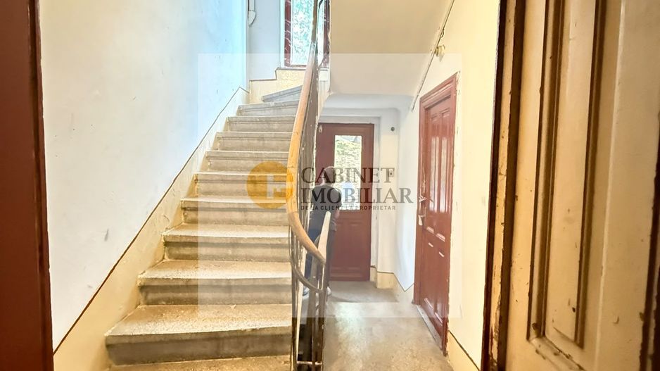 4 camere + vestibul I Parter I Romana - Poză 16