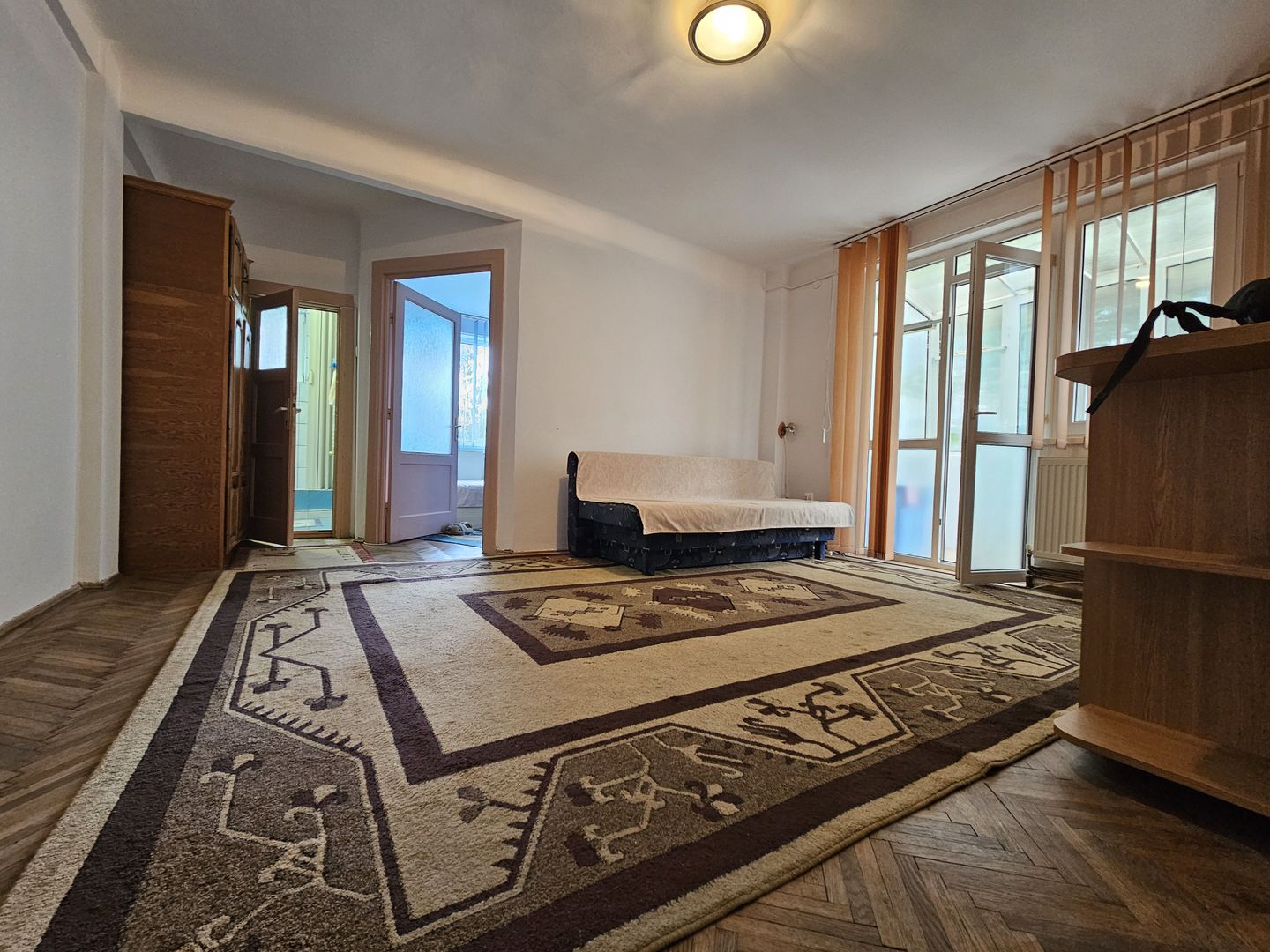 Apartament 2 camere de vanzare, Piața Victoriei centrala proprie - Poză 8