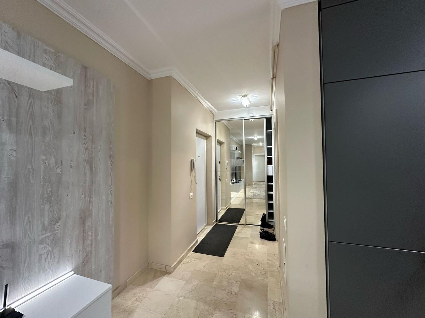 Giroc-Hotel IQ | 3 Camere | Etaj 1 | Mobilat si Utilat | Loc de parcare - Poză 5