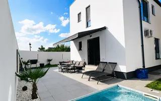 Vila individuala-piscina-5 cam-gradina amenajata-mutare rapida - Poză 37