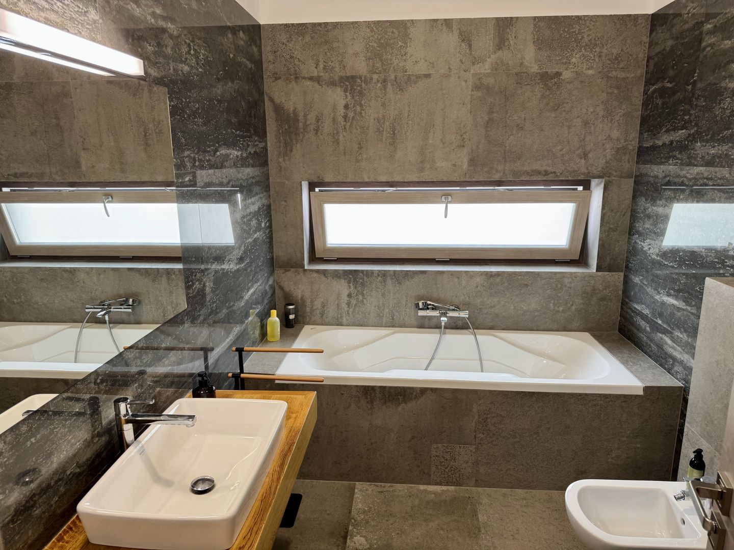 Duplex mobilat si utilat 3dormitoare Dumbrăvița 510mp teren - Poză 49