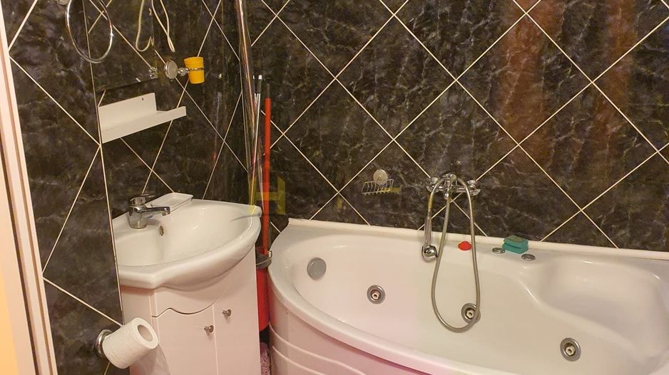 Garsoniera de vanzare mobilata utilata disponibila imediat - Poză 5