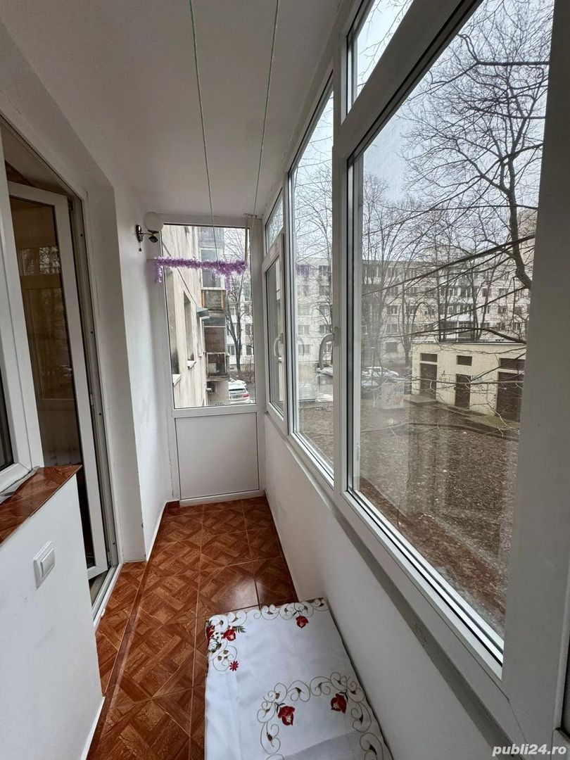 Apartament cu doua camere decomandat - Poză 5