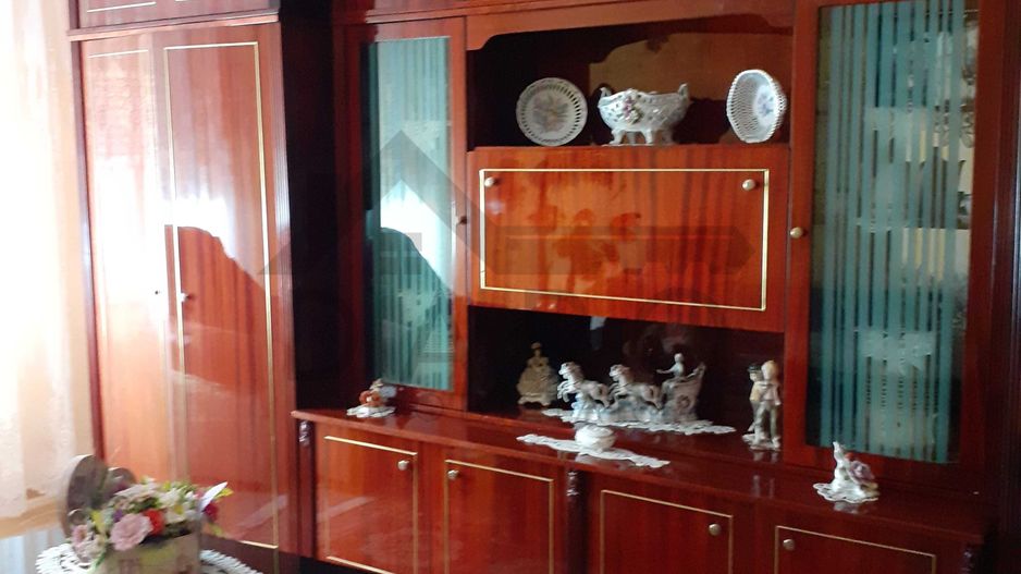 Apartament cu 3 camere de vanzare - Poză 6