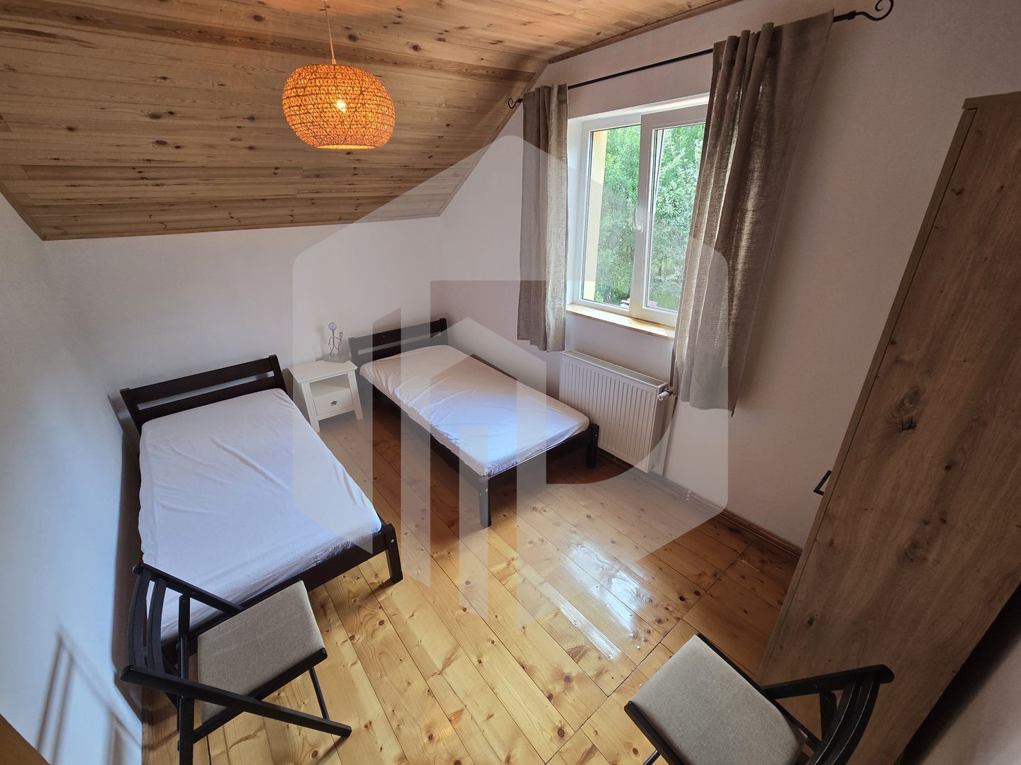 Casa individuala 4 camere teren 3825 mp Cisnadioara - Poză 17