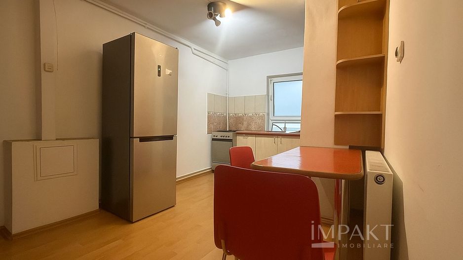 Apartament cu 2 camere decomandat pe str Nicolae Titulescu - Poză 1