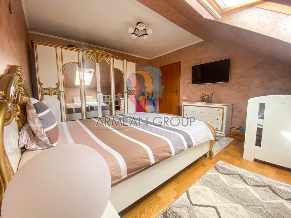 Casa mare de 5 camere - Poză 12