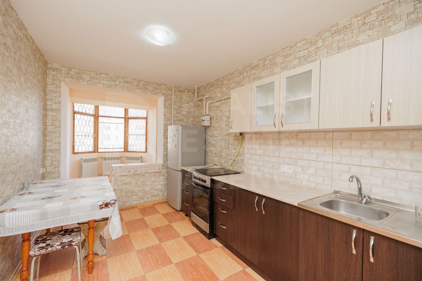 Vânzare, apartament, 3 camere, str. Mitropolit Petru Movilă, Centru - Poză 4