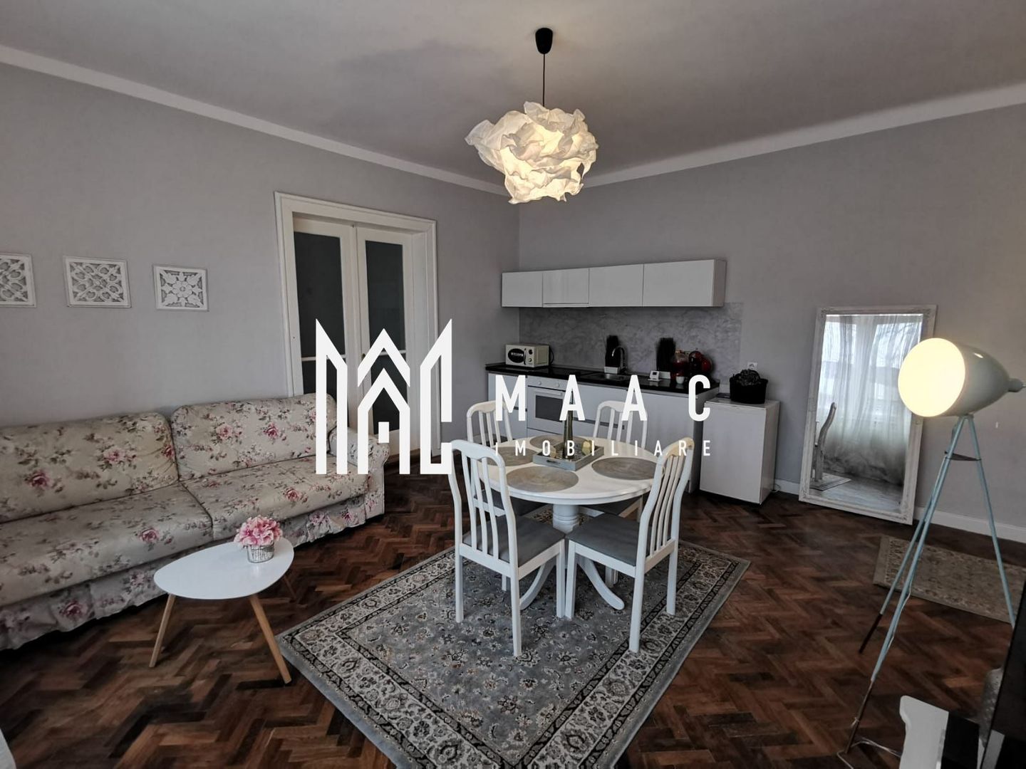 Apartament cu 2 camere în inima Sibiului – Lângă Podul Minciunilor - Poză 2