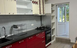 Apartament de inchiriat cu 3 camere Etajul2 / 63mp/ zona Palas Mall - Poză 5