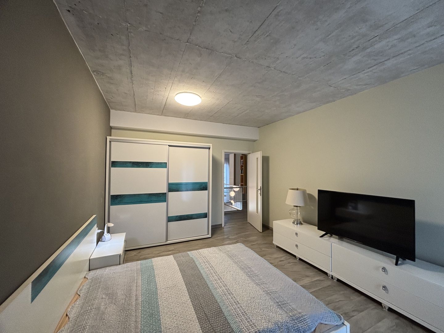 Lux și calitate în Dumbravita - Poză 8