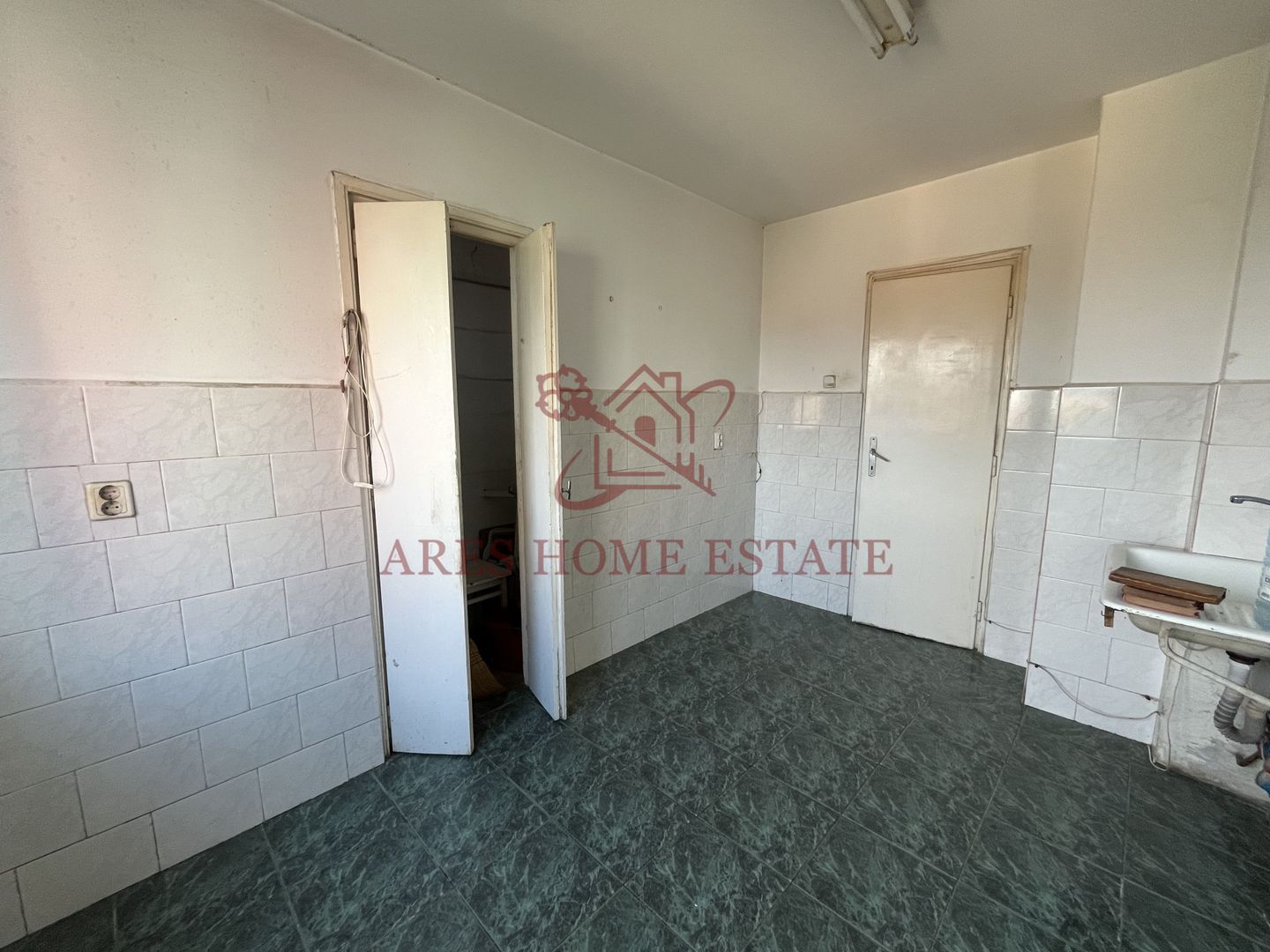 Apartament 3 camere, etaj intermediar – ultracentral, Piața Victoriei - Poză 11