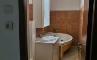 De Inchiriat Apartament 70 mp, zona Unirii - Poză 4