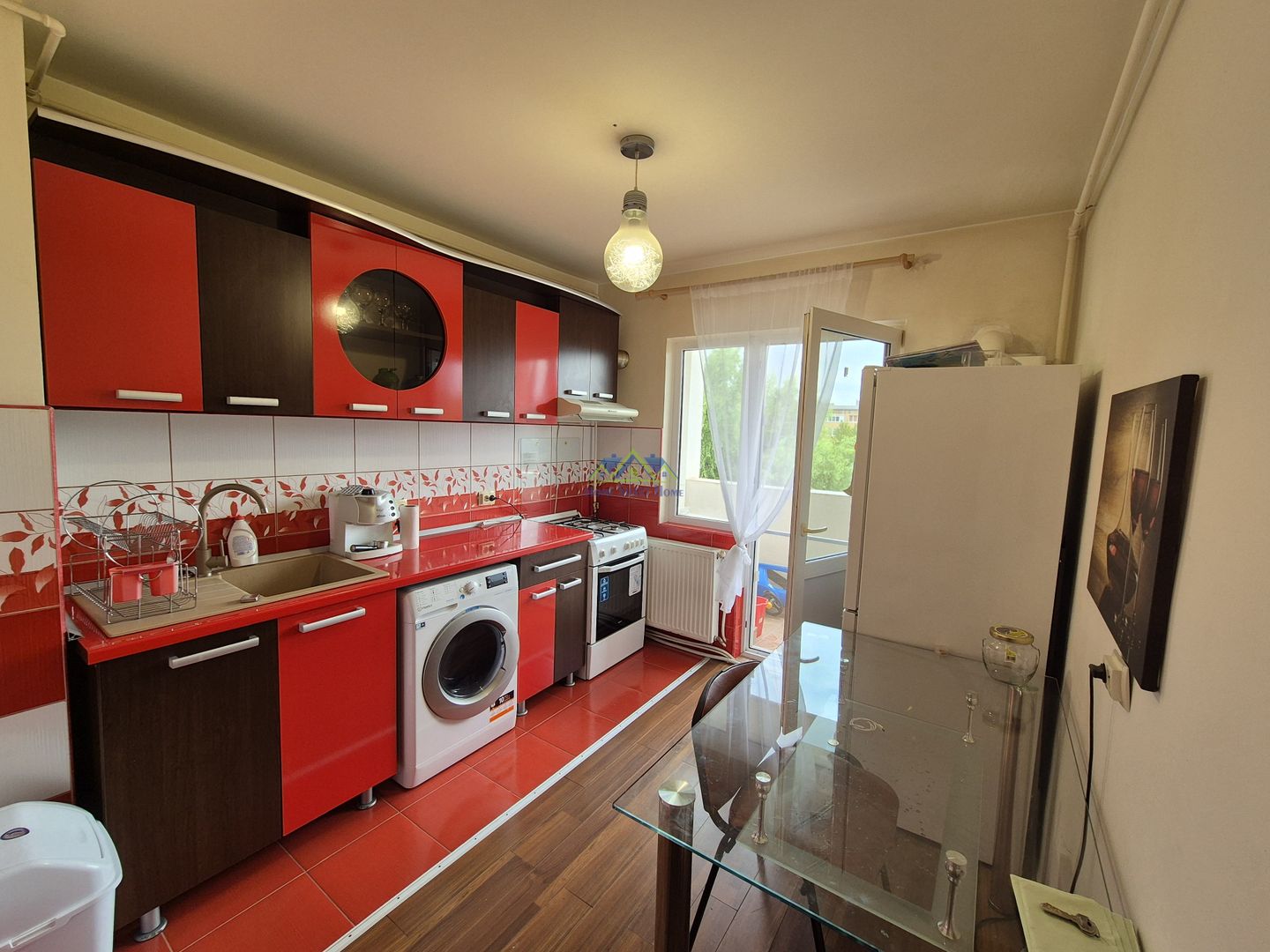 Vand apart. 3 camere, 2 bai, 2 balcoane, mobilat, M3, et 3, st-56mp! - Poză 4