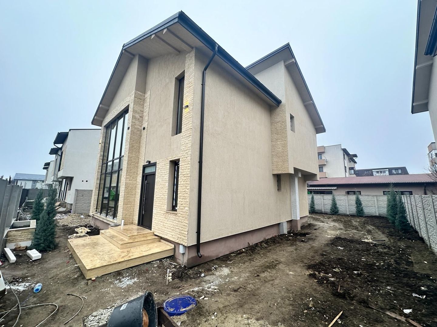 CASA INDIVIDUALA, 4 CAMERE, TOATE UTILITATILE, TEREN 360 MP, COMIS 0% - Poză 2