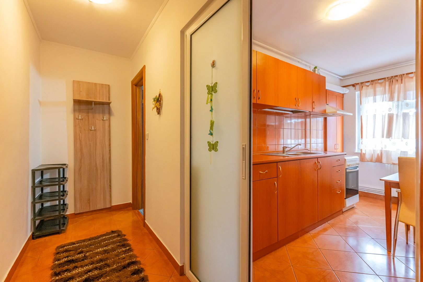 Garsonieră de 32 mp cu bucătărie separată, parter,  zona Piața Astra - Poză 5