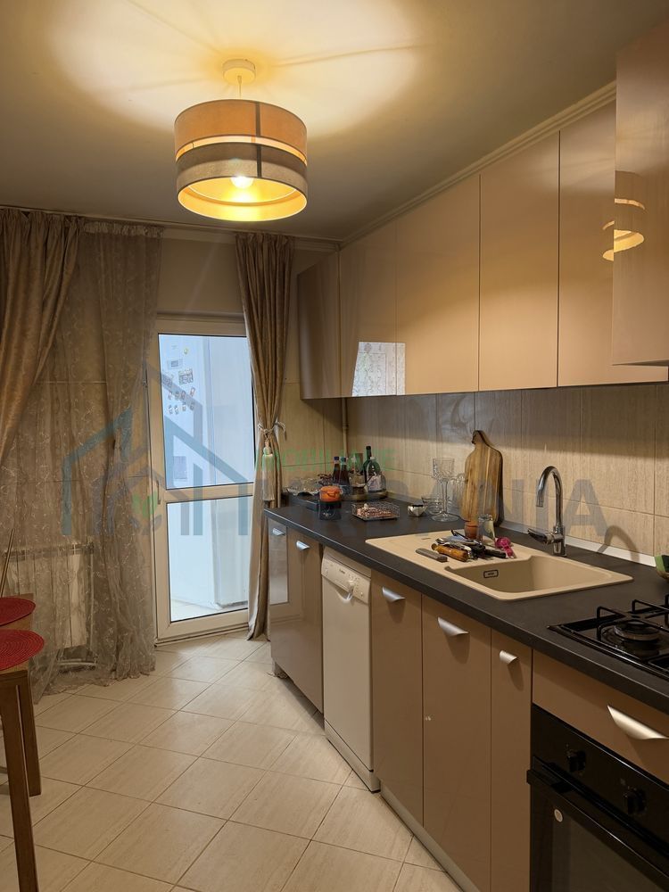 Apartament 3 camere, etaj 1, zona Independentei, langa Facultatea de Medicina, Iasi - Poză 2