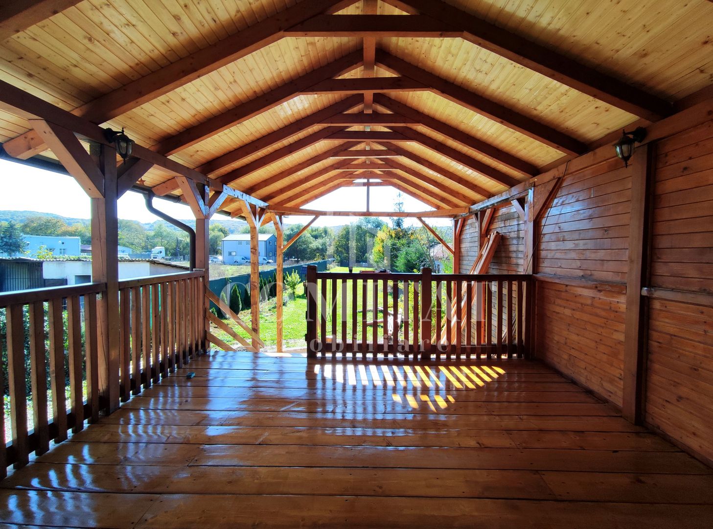 Casa individual cu 1000 mp teren Baciu - Poză 9