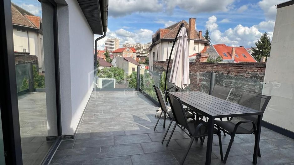 Închiriere apartament exclusivist 2 camere | Central | Terasă 20 mp - Poză 2