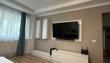 APARTAMENT 3 CAMERE LACUL TEI