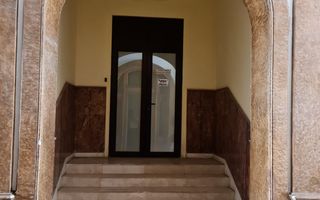 Spatiu birouri de inchiriat Kogalniceanu - Poză 1