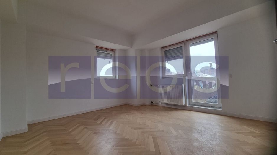 VANZARE 4 CAMERE DECOMANDAT -UNIRII - VEDERE FANTANI - 104mp - Poză 2