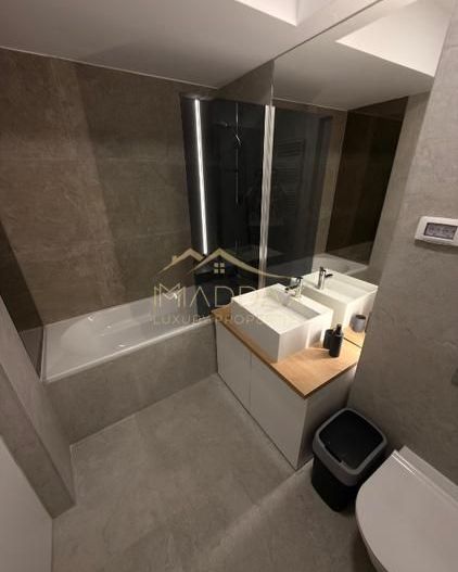 Prima Închiriere | 2 Camere Decomandat | Novum Splai | Centrala - Poză 8