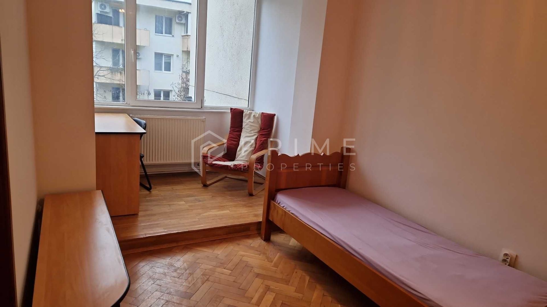Apartament 3 camere – proaspăt renovat – zona 7 Noiembrie - Poză 5